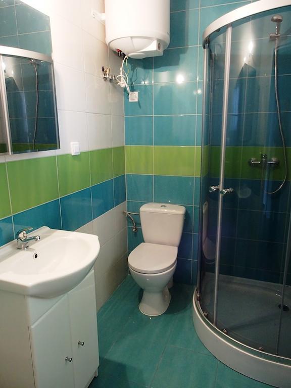 ヤロスワビエツPrzystanek Latoアパートメント 部屋 写真